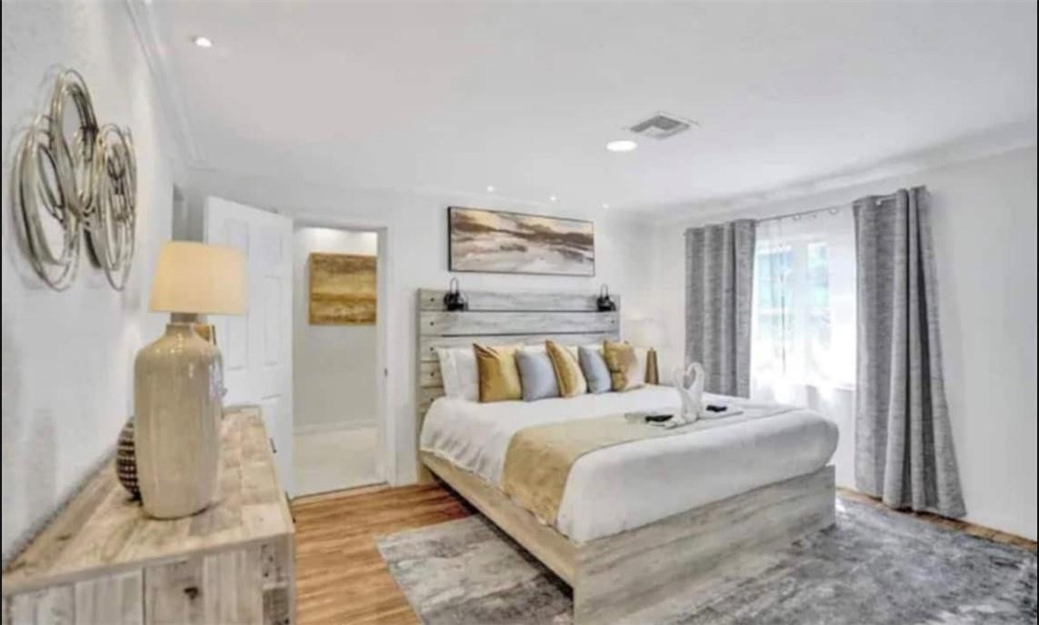 2720 Northeast 26th Street Lighthouse Point, FL 33064 - Photo 13 of 24 Photo 13