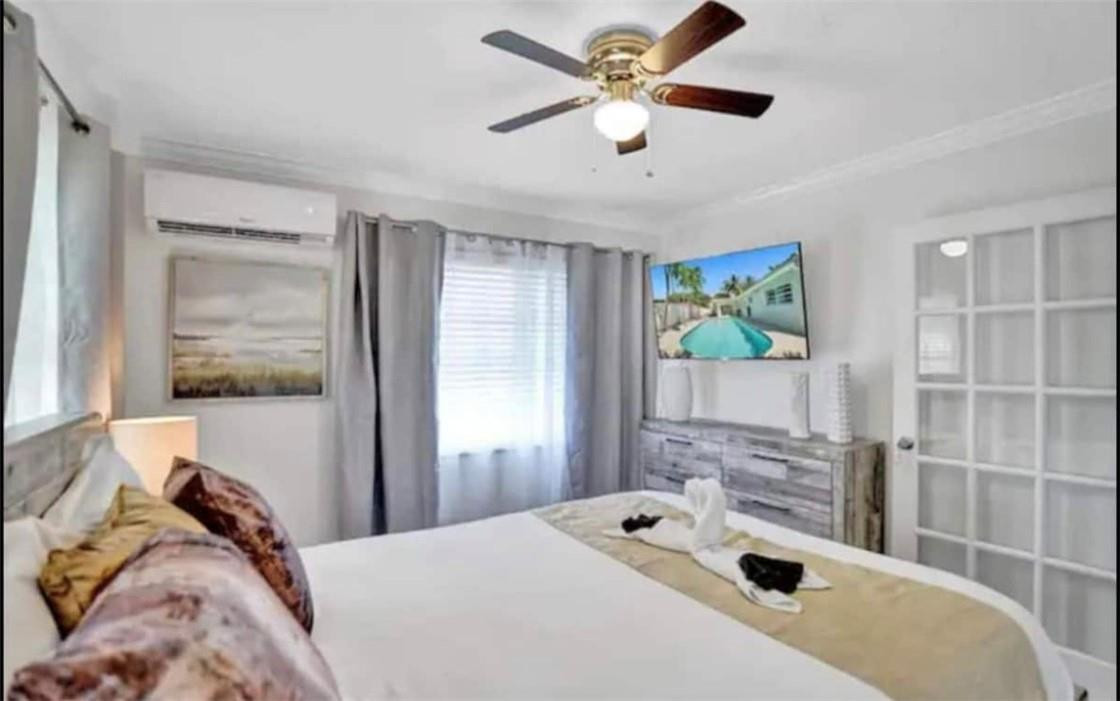 2720 Northeast 26th Street Lighthouse Point, FL 33064 - Photo 17 of 24 Photo 17