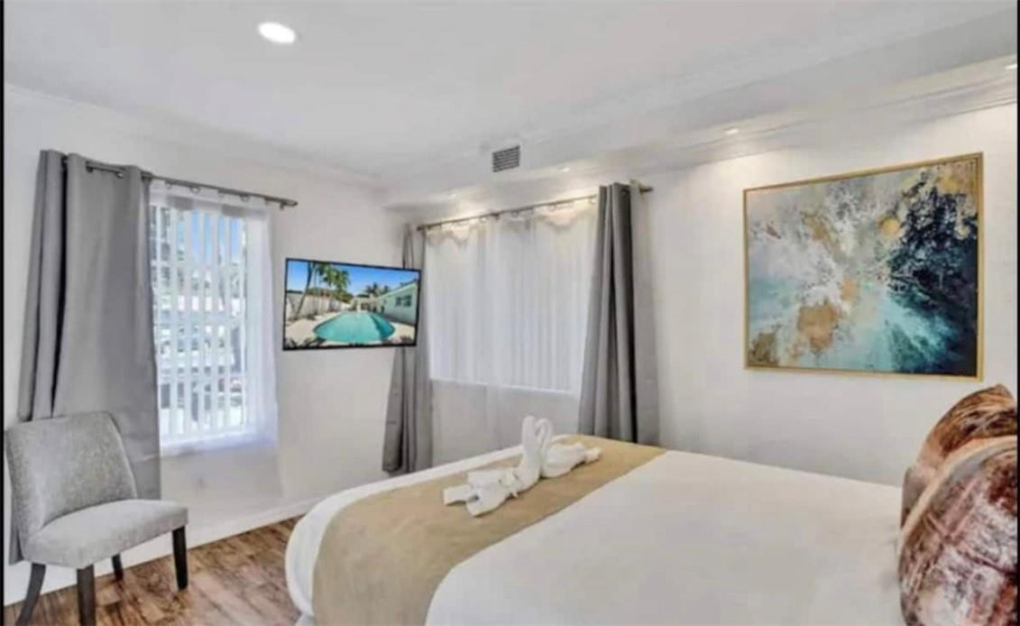 2720 Northeast 26th Street Lighthouse Point, FL 33064 - Photo 18 of 24 Photo 18