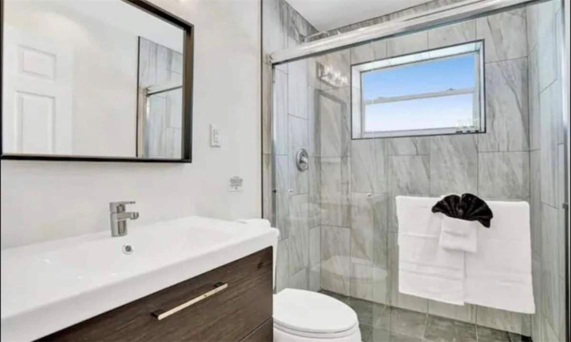 2720 Northeast 26th Street Lighthouse Point, FL 33064 - Photo 23 of 24 Photo 23