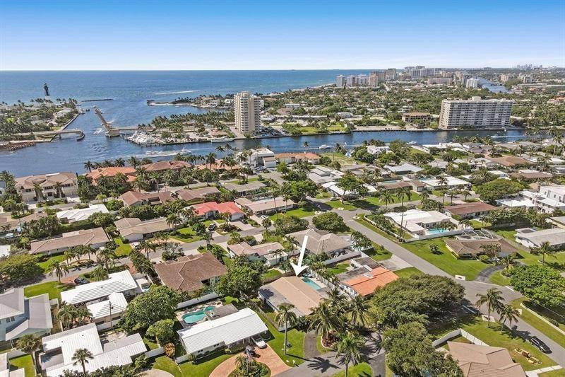 2720 Northeast 26th Street Lighthouse Point, FL 33064 - Photo 7 of 24 Photo 7