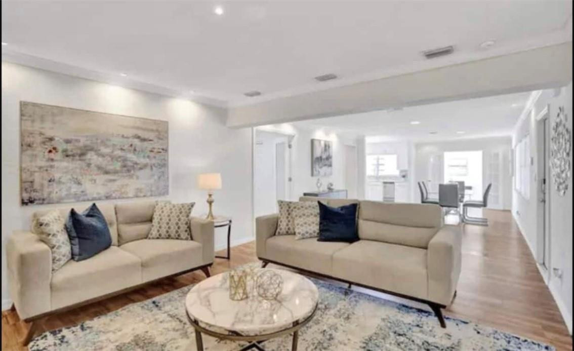 2720 Northeast 26th Street Lighthouse Point, FL 33064 - Photo 8 of 24 Photo 8