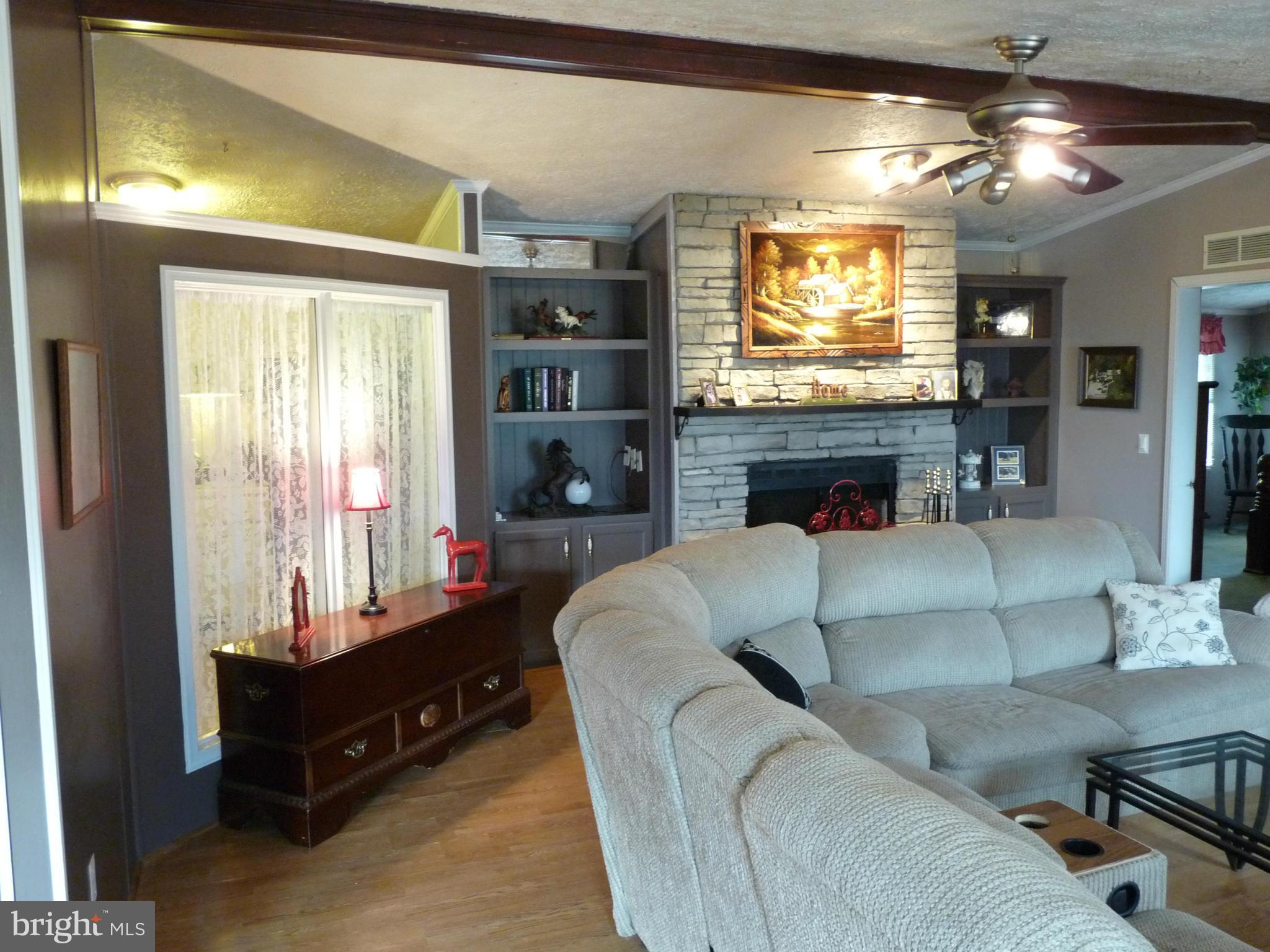 1810 Castleton Road Darlington, MD 21034 - Photo 11 of 30 Living Room