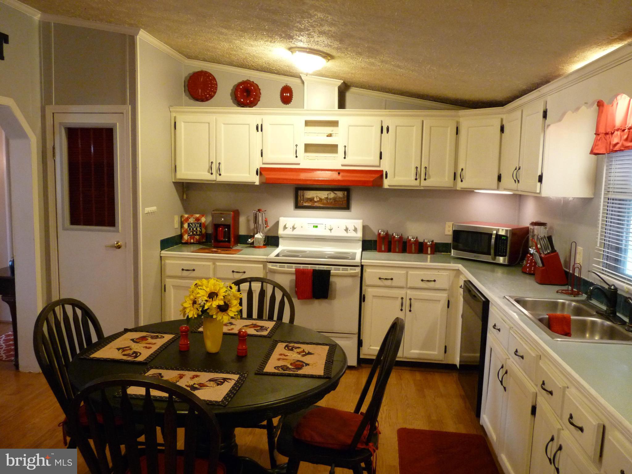 1810 Castleton Road Darlington, MD 21034 - Photo 3 of 30 Kitchen