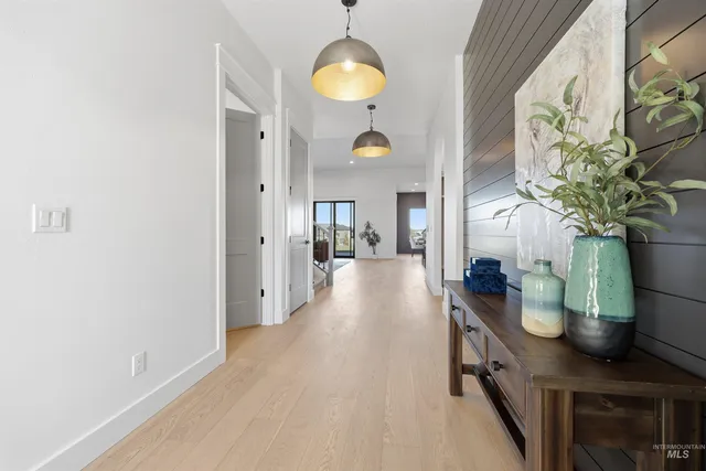 $1,249,900 | 42 East Shafer View Drive, Meridian, ID 83642