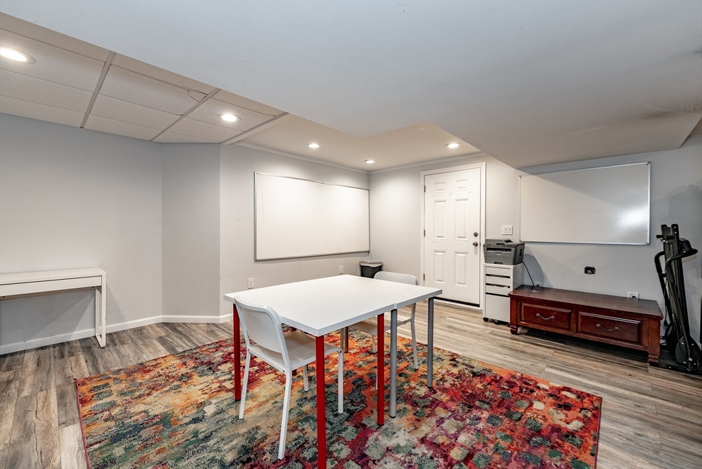 4 Coronet Road Holyoke, MA 01040 - Photo 23 of 29
