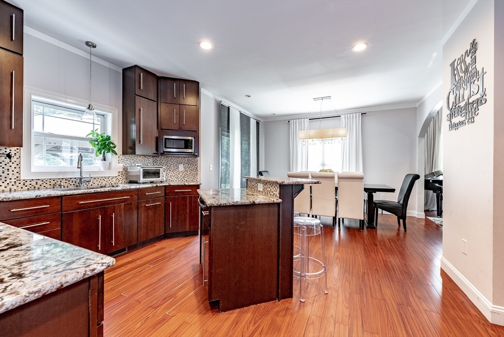 4 Coronet Road Holyoke, MA 01040 - Photo 9 of 29