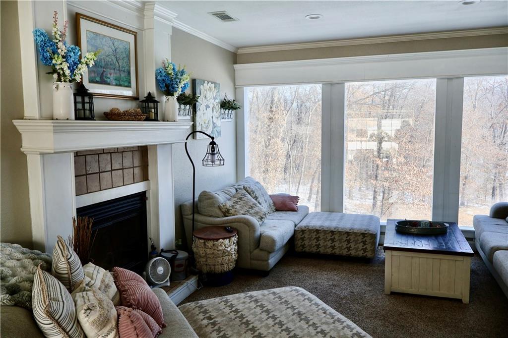 962 Northwest 445 Road Centerview, MO 64019 - Photo 6 of 23