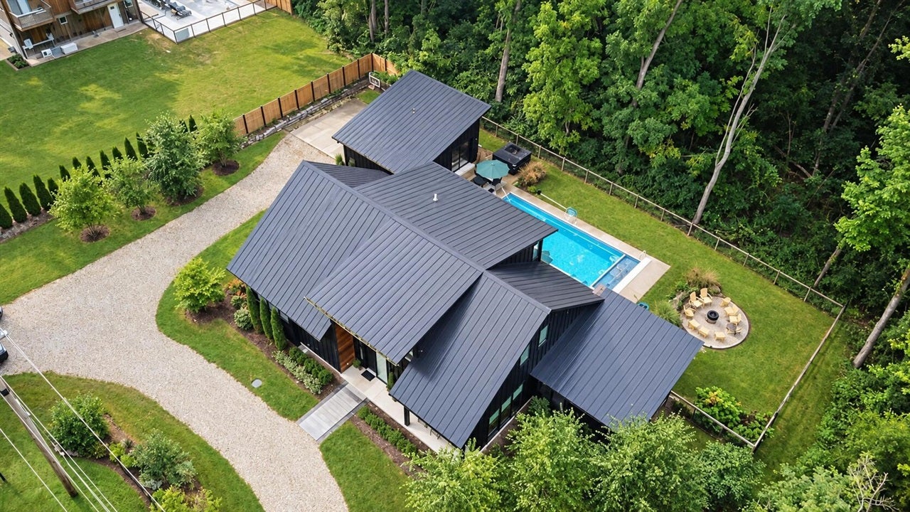 15461 Lakeshore Road Lakeside, MI 49116 - Photo 3 of 52 Gallery Image 3