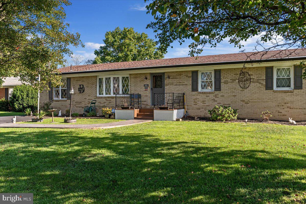 111 Frederick Road Stephens City, VA 22655 - Photo 3 of 49 Gallery Image 3