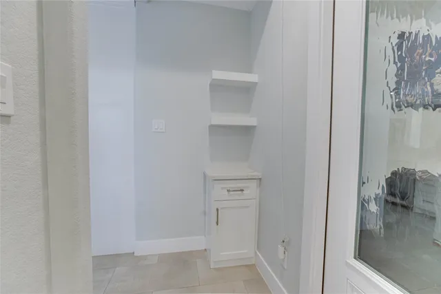 a view of walk in closet