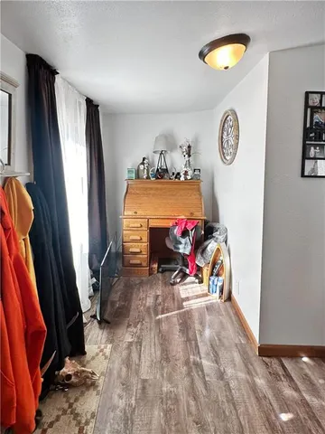 $160,000 | 28464 Bali Avenue, Warsaw, MO 65355