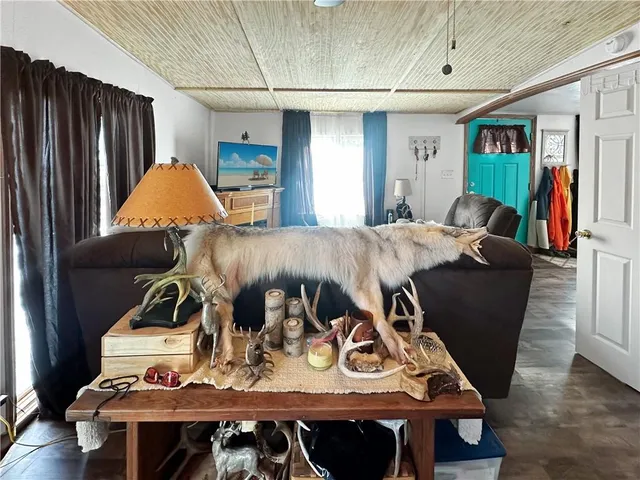 $160,000 | 28464 Bali Avenue, Warsaw, MO 65355