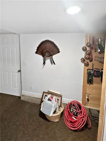 $160,000 | 28464 Bali Avenue, Warsaw, MO 65355