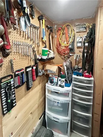 $160,000 | 28464 Bali Avenue, Warsaw, MO 65355