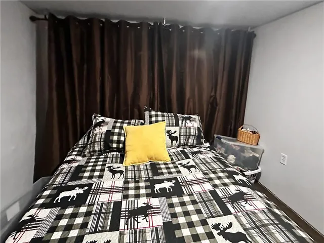 $160,000 | 28464 Bali Avenue, Warsaw, MO 65355