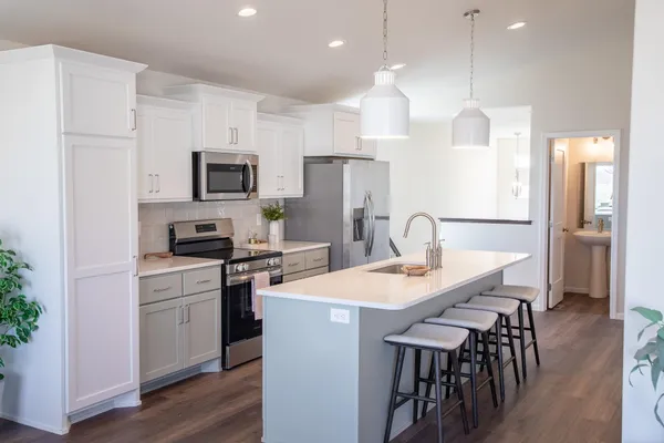 $397,473 | 6794 Meadow View Drive South, Fargo, ND 58104