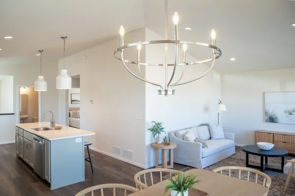 $397,473 | 6794 Meadow View Drive South, Fargo, ND 58104