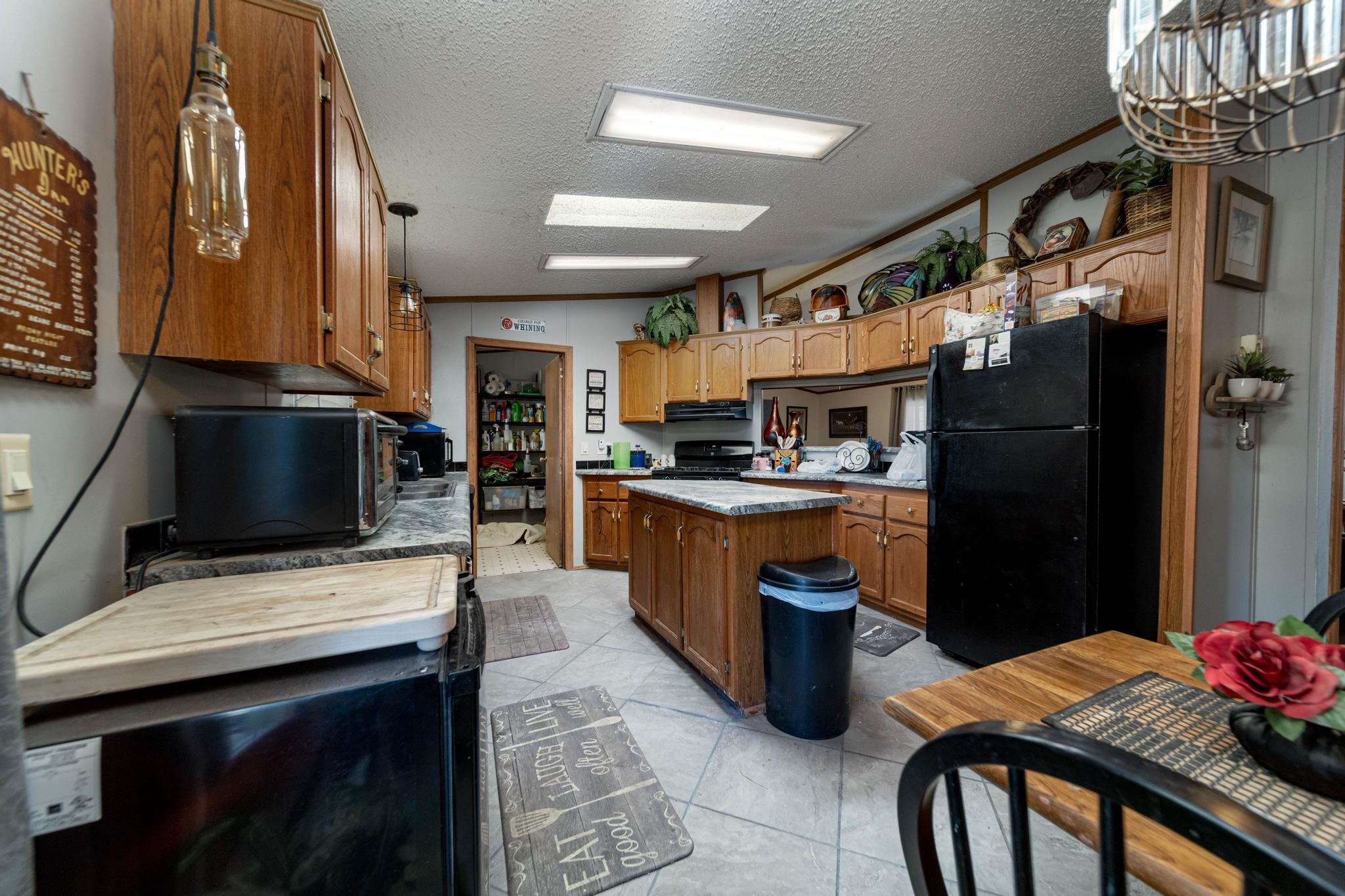 938 22 Road Grand Junction, CO 81505 - Photo 6 of 26 Gallery Image 6