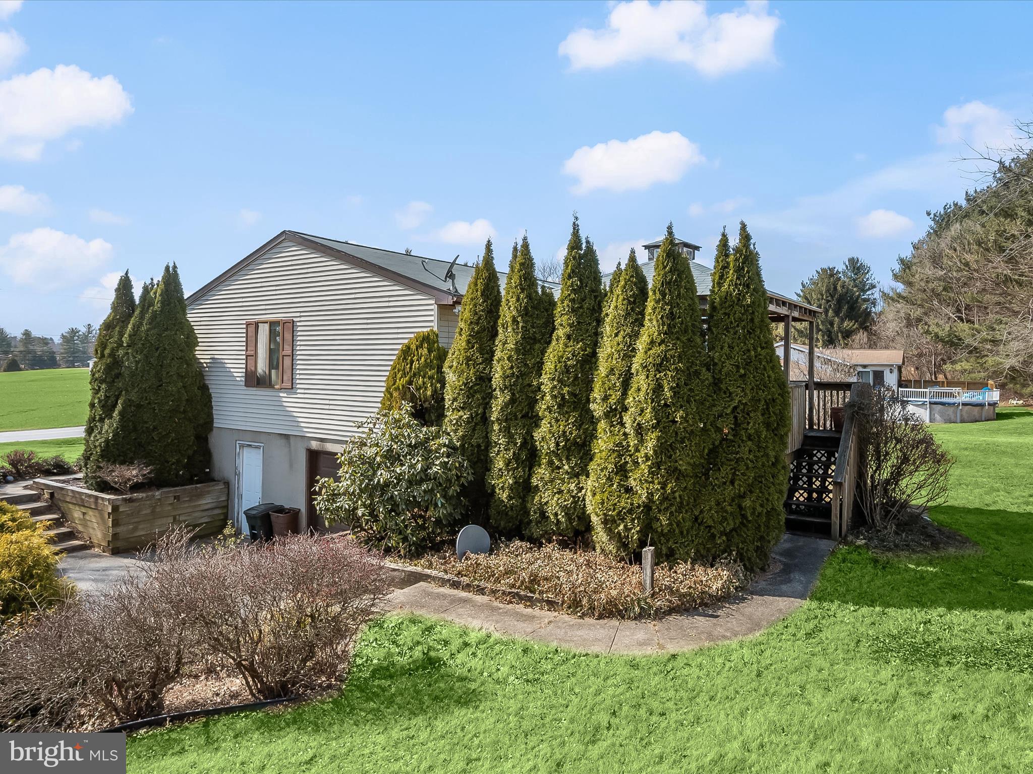 1100 Cedarbrook Road Hampstead, MD 21074 - Photo 40 of 46 a view of a backyard