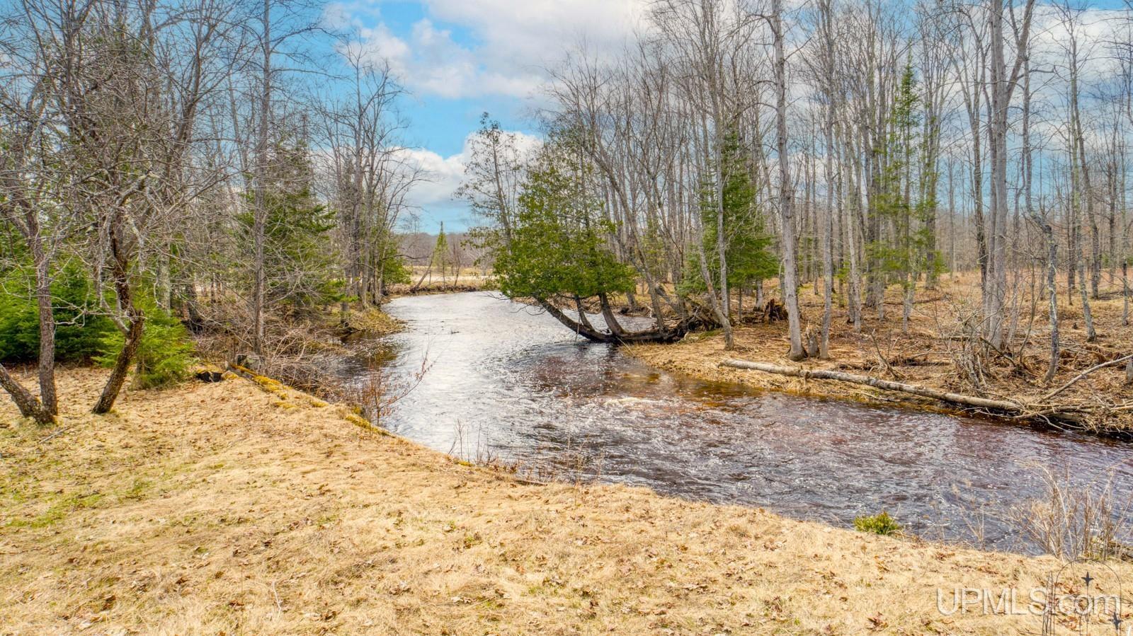 6386 Co Road Rapid River, MI 49878 - Photo 11 of 31