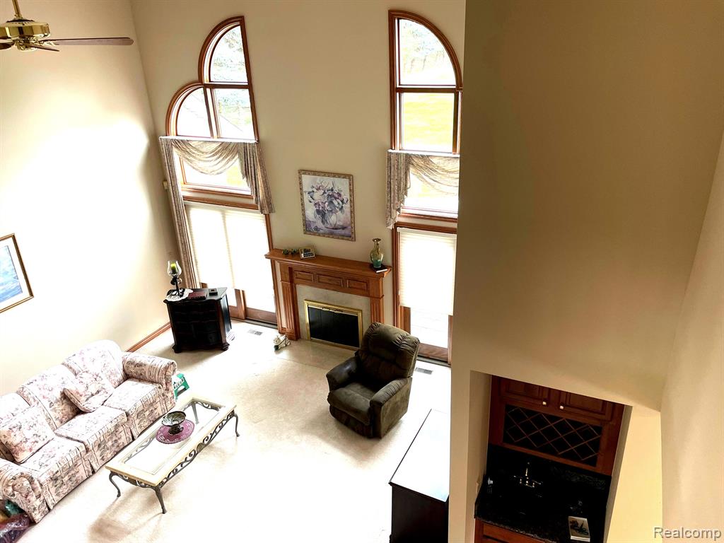 305 East Avon Road Rochester Hills, MI 48307 - Photo 8 of 25