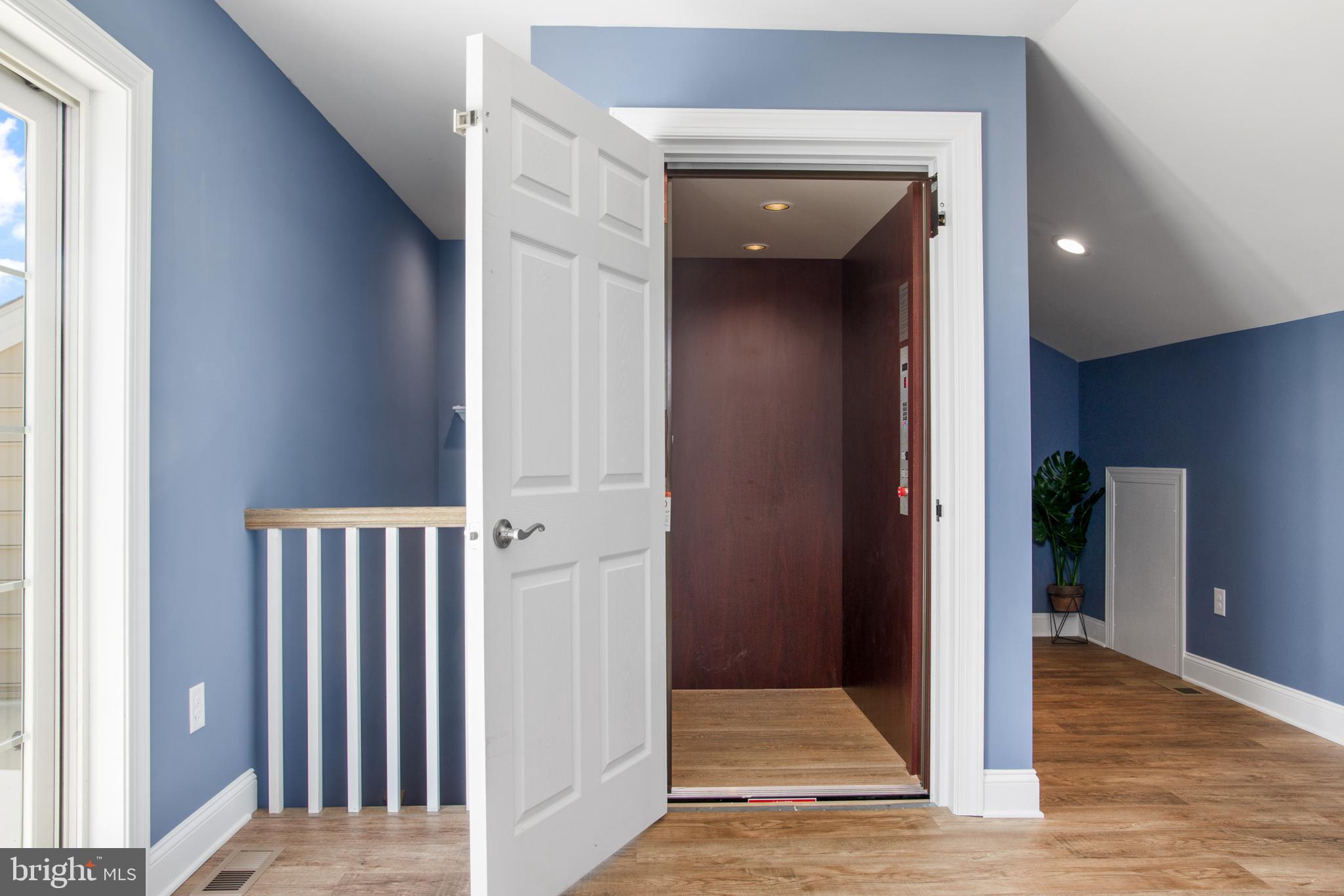 16723 River View Circle Bristol, PA 19007 - Photo 33 of 48