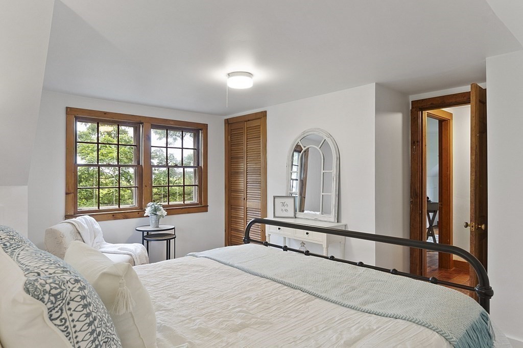 8 A Sterling Road Princeton, MA 01541 - Photo 23 of 42