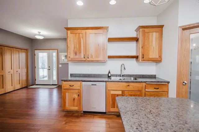 $474,900 | 645 Carlyle Drive, Belmont, WI 53510