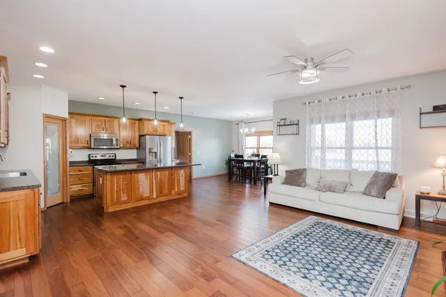 $474,900 | 645 Carlyle Drive, Belmont, WI 53510