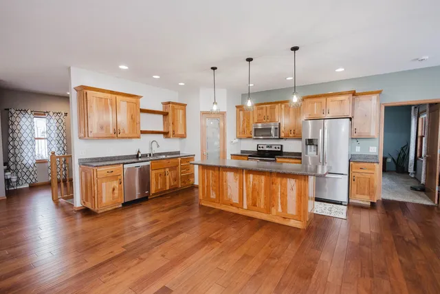 $474,900 | 645 Carlyle Drive, Belmont, WI 53510