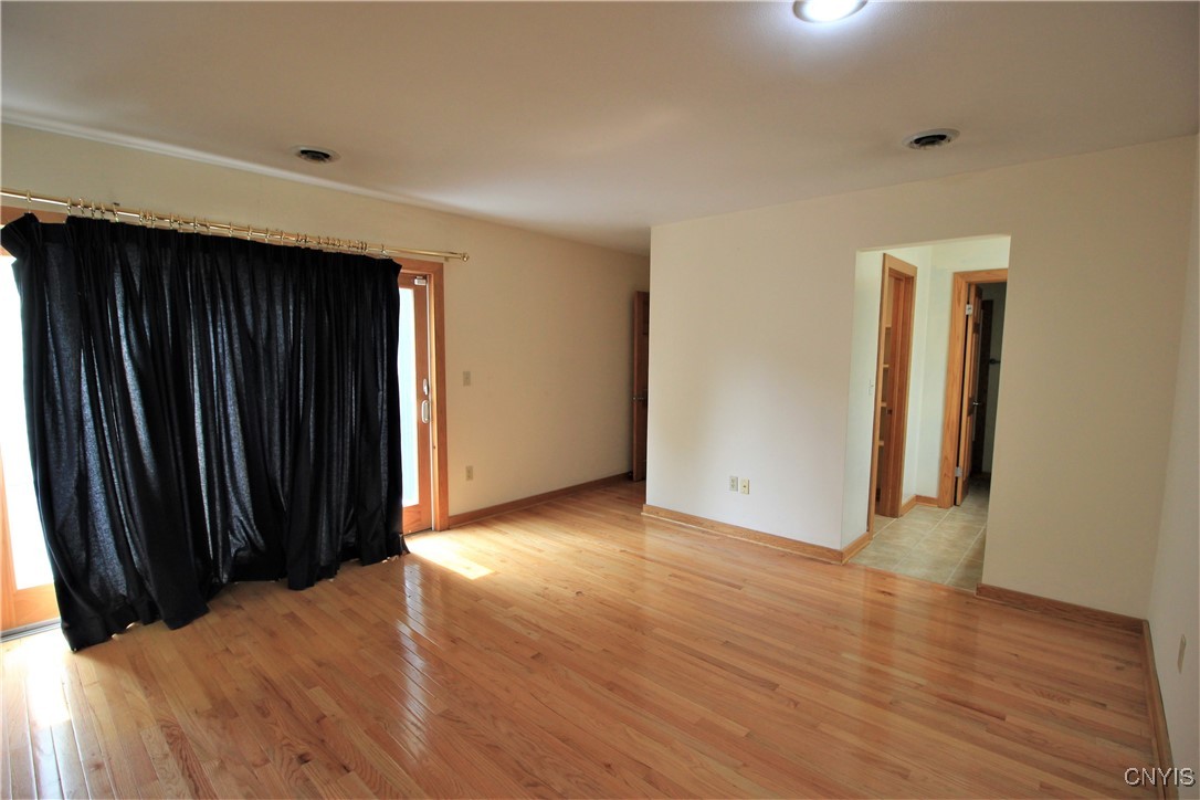 222 Shuart Avenue Syracuse, NY 13203 - Photo 13 of 16