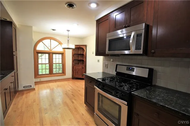 $1,850 | 222 Shuart Avenue, Syracuse, NY 13203