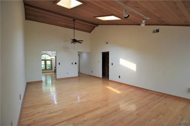 $1,850 | 222 Shuart Avenue, Syracuse, NY 13203