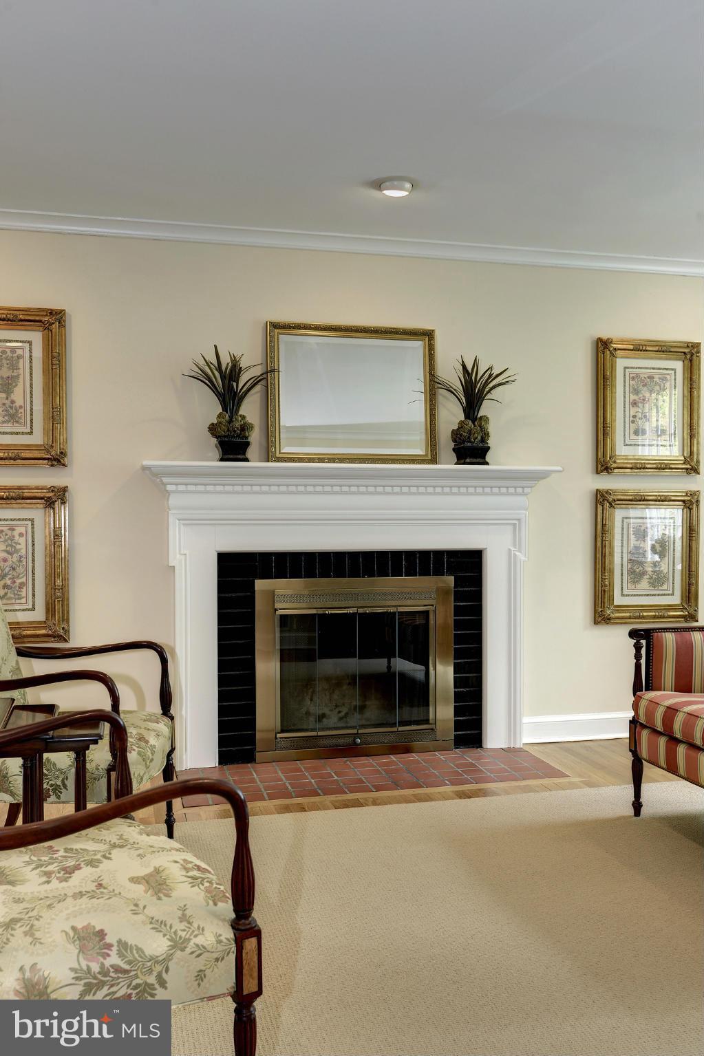 5614 Jordan Road Bethesda, MD 20816 - Photo 5 of 23 Living Room