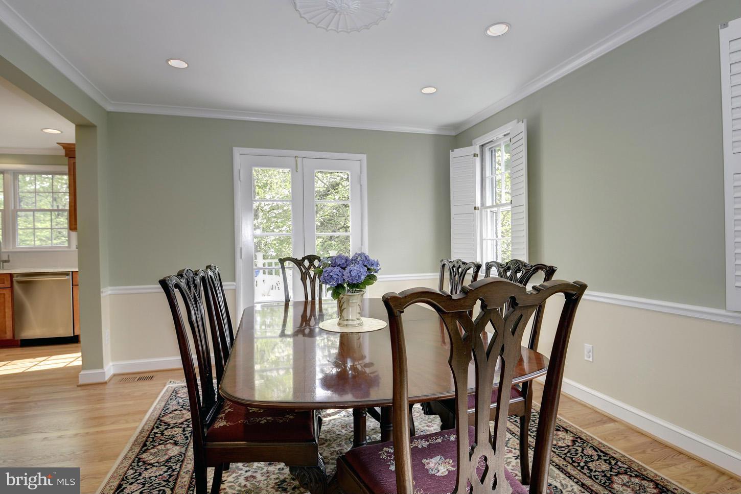 5614 Jordan Road Bethesda, MD 20816 - Photo 7 of 23 Dining Room