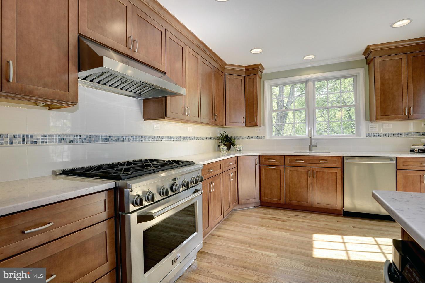 5614 Jordan Road Bethesda, MD 20816 - Photo 9 of 23 Kitchen