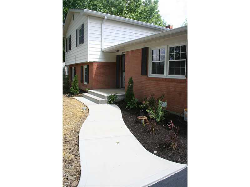 10445 Thompson Road Indianapolis, IN 46239 - Photo 14 of 16 Gallery Image 14