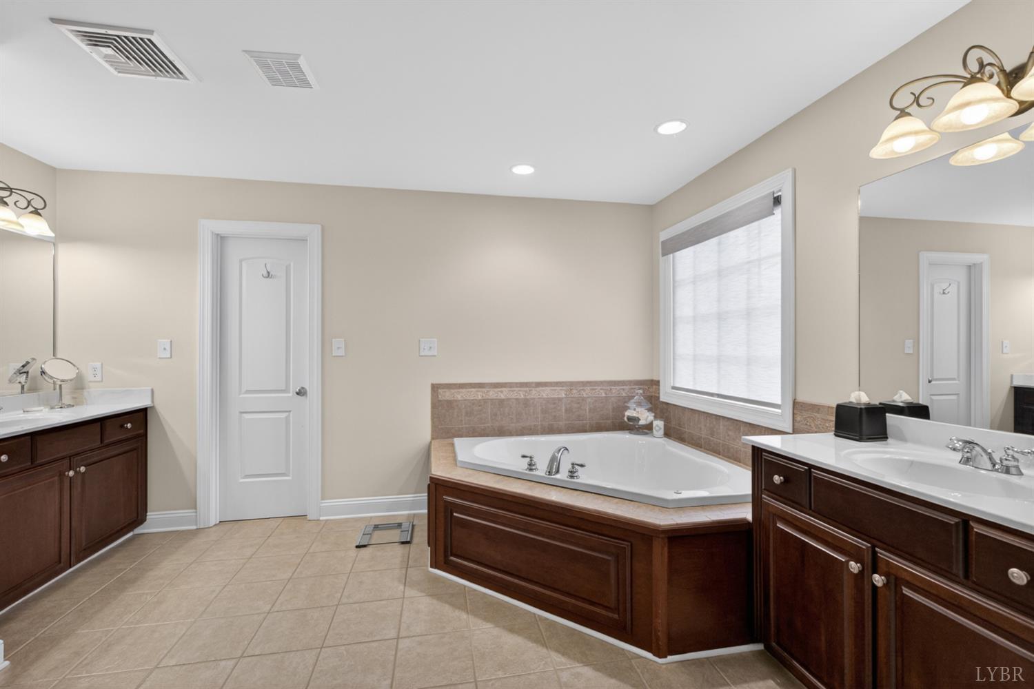 1057 Smartview Lane Forest, VA 24551 - Photo 35 of 77