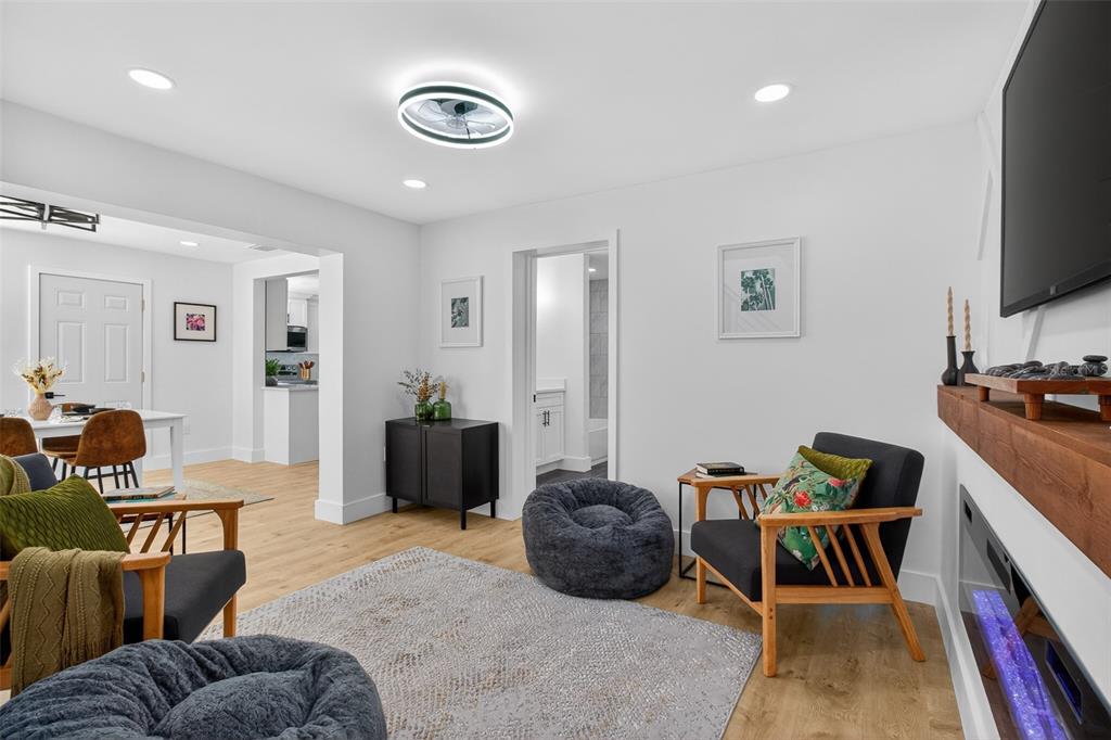 651 20th Street Northwest Largo, FL 33770 - Photo 16 of 42