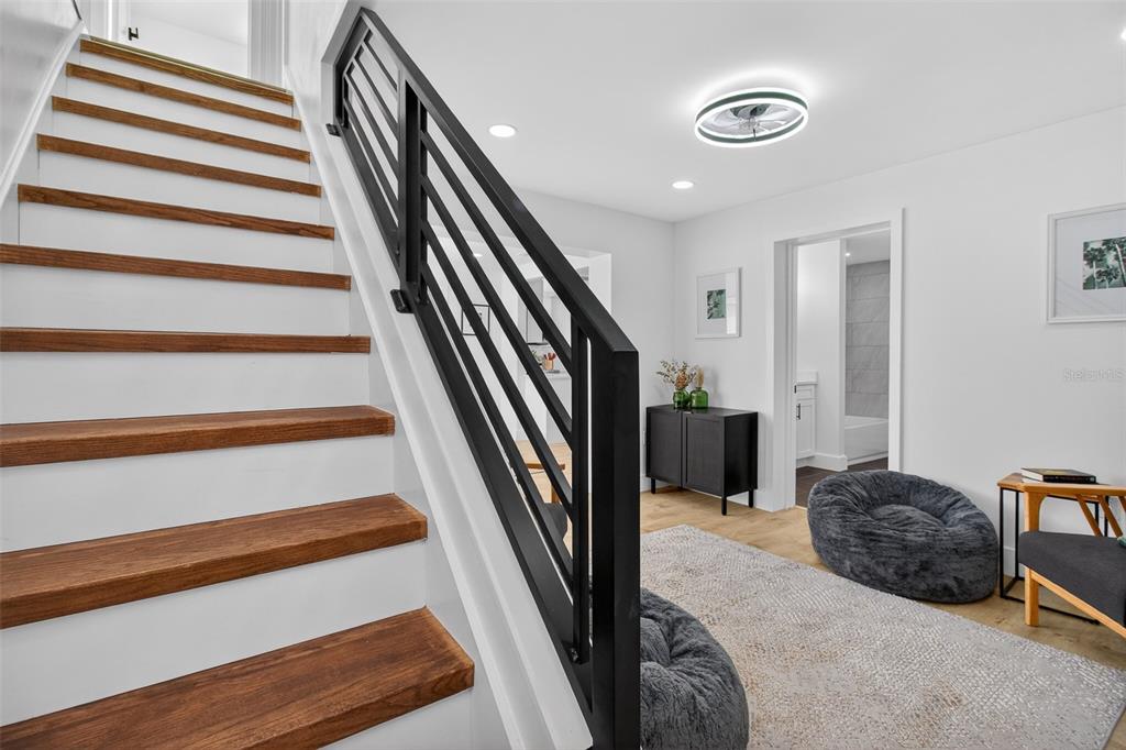 651 20th Street Northwest Largo, FL 33770 - Photo 27 of 42