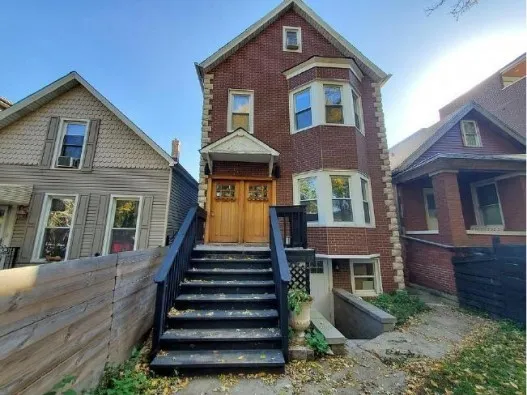 $2,598 | 2863 West Belden Avenue, Unit 2, Chicago, IL 60647