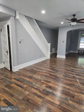 $2,500 | 393 North York Street, Pottstown, PA 19464