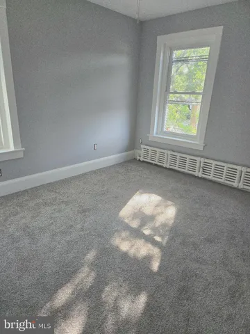 $2,500 | 393 North York Street, Pottstown, PA 19464