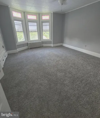 $2,500 | 393 North York Street, Pottstown, PA 19464