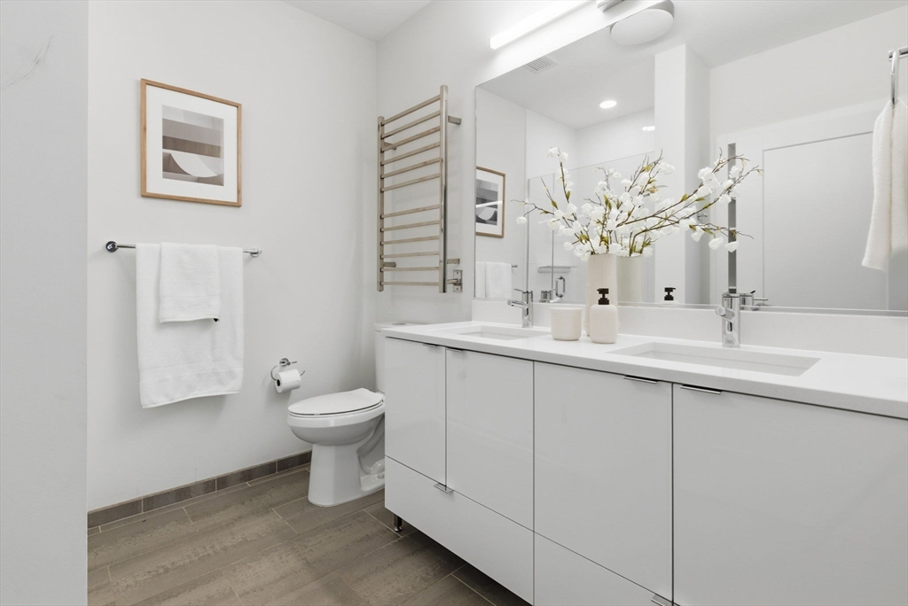 45 Lewis Street, Unit 303 Boston, MA 02128 - Photo 17 of 34