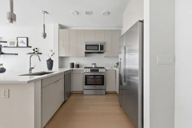 $695,000 | 45 Lewis Street, Unit 303, Boston, MA 02128