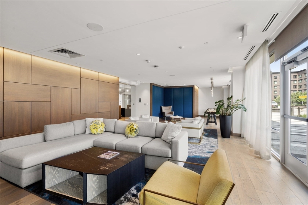 45 Lewis Street, Unit 303 Boston, MA 02128 - Photo 27 of 34