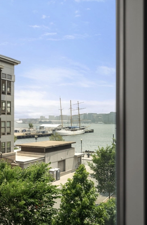 45 Lewis Street, Unit 303 Boston, MA 02128 - Photo 7 of 34