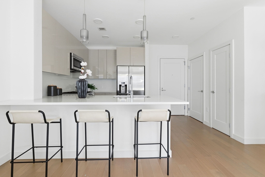 45 Lewis Street, Unit 303 Boston, MA 02128 - Photo 9 of 34